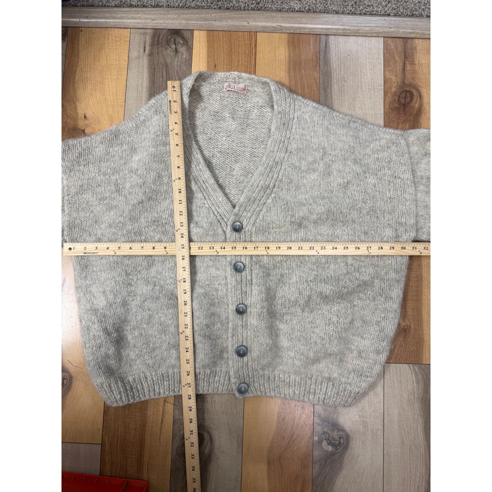 Aika Cardigan Sweater Womens OS Grey Excellent Hand Knitted in Scotland Wool - Picture 5 of 6